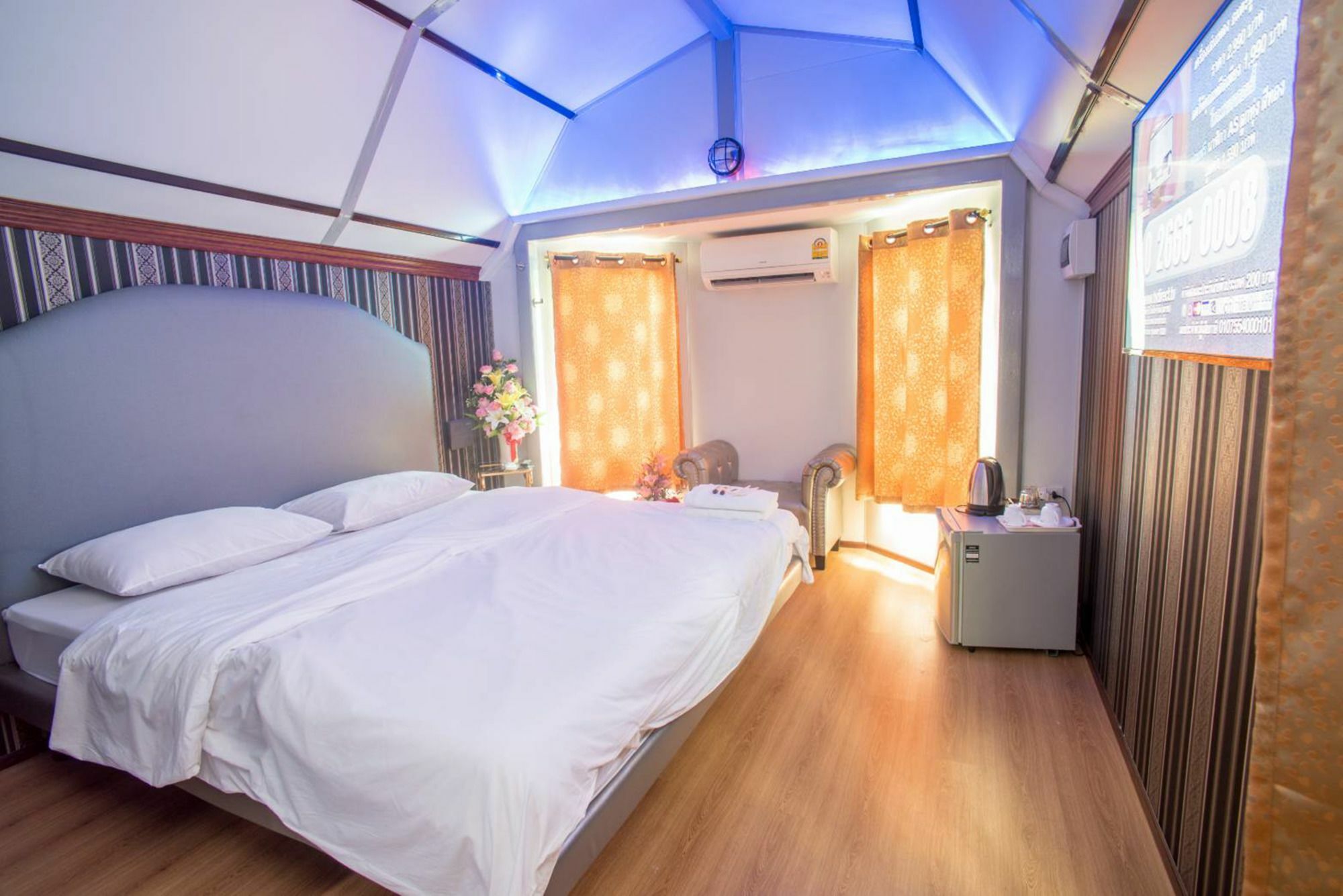 Kurina Hotel (Adults Only) Bangkok Exterior photo
